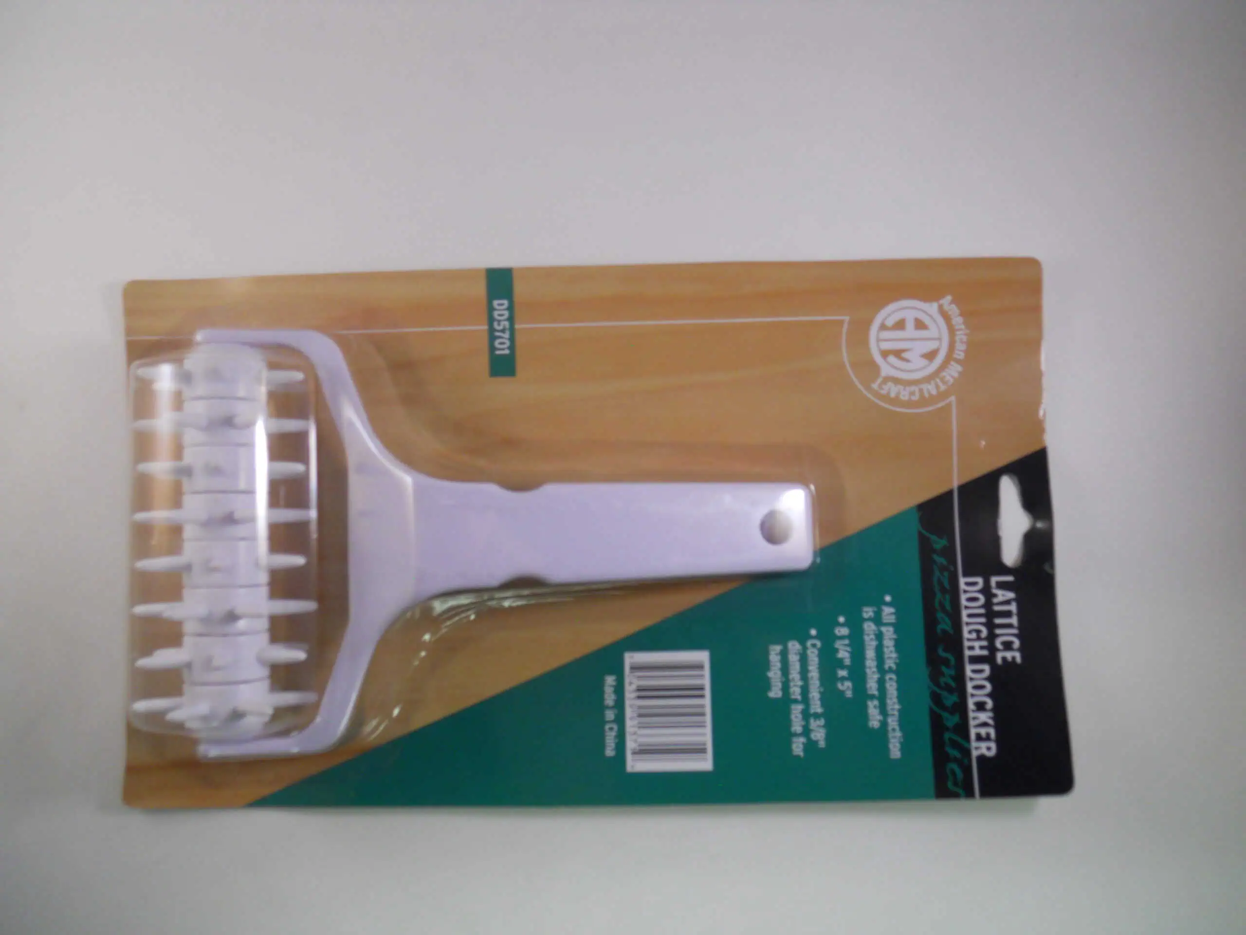 Plastic Dough Docker SW0429