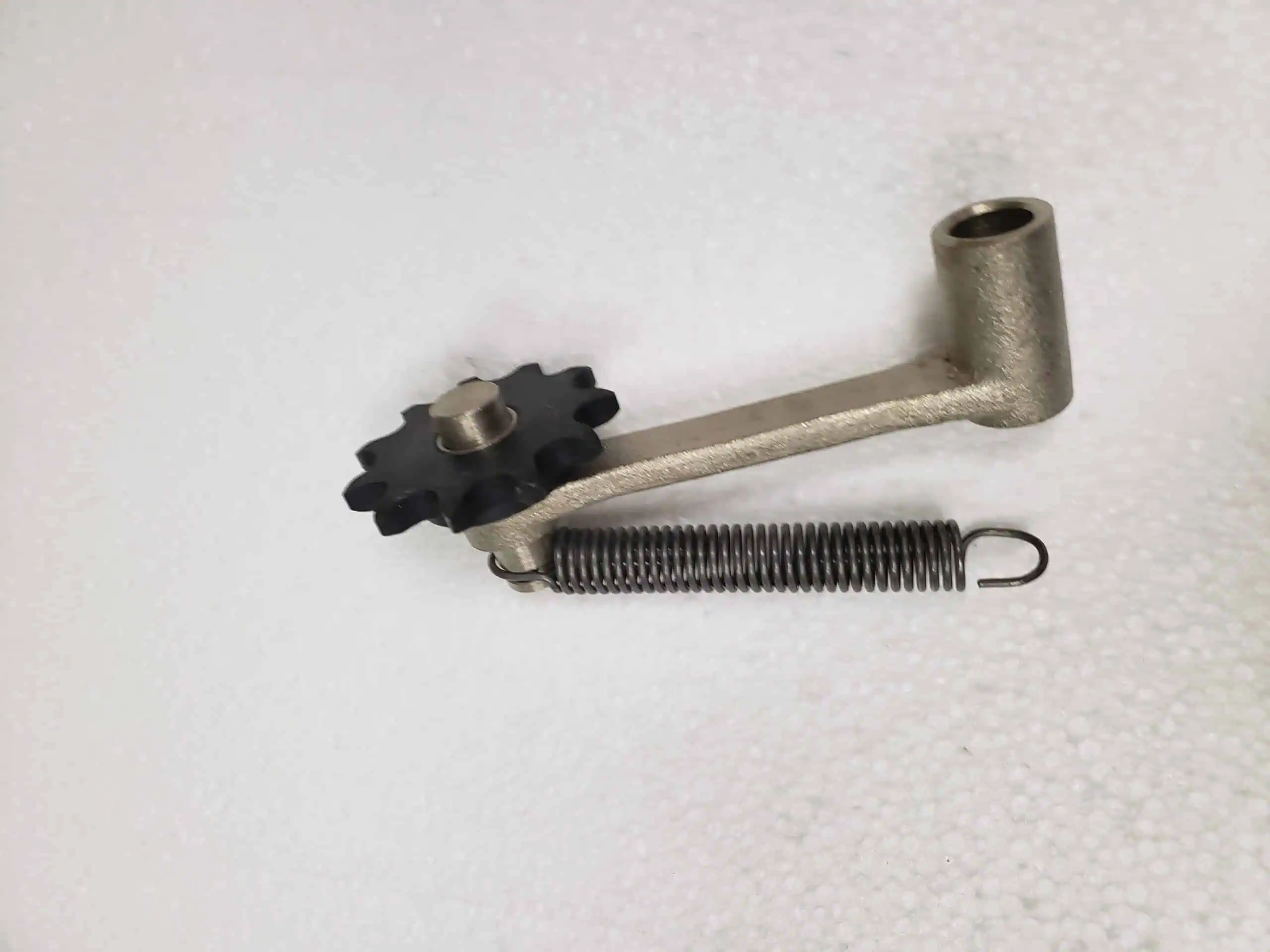 SDR-400 IDLER ARM NEW STYLE. PART# 2100-628